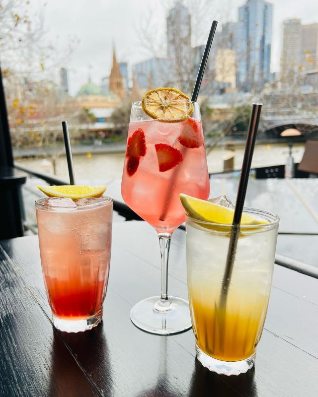 Waterslide Bar Southgate | Southbank Cocktails Functions Melbourne CBD Views